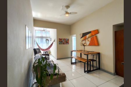 Sala de apartamento para alugar com 2 quartos, 70m² em Praça da Bandeira, Rio de Janeiro