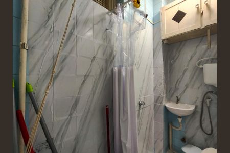 Apartamento para alugar com 70m², 2 quartos e sem vaga Apartamento para alugar com 70m², 2 quartos e sem vagaBanheiro de serviço