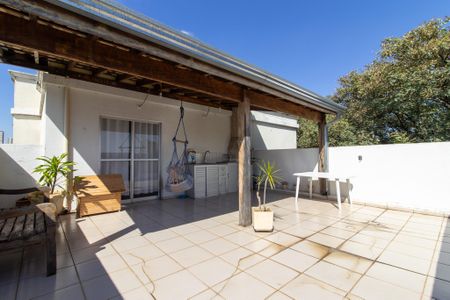 Apartamento à venda com 122m², 3 quartos e 2 vagas Apartamento à venda com 122m², 3 quartos e 2 vagasCobertura