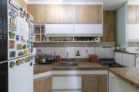Apartamento à venda com 122m², 3 quartos e 2 vagas Apartamento à venda com 122m², 3 quartos e 2 vagasCozinha