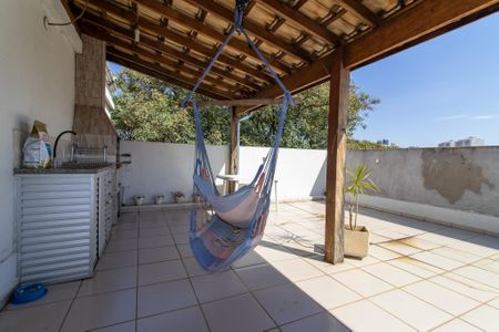 Apartamento à venda com 122m², 3 quartos e 2 vagas Apartamento à venda com 122m², 3 quartos e 2 vagasCobertura