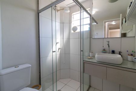 Apartamento à venda com 122m², 3 quartos e 2 vagas Apartamento à venda com 122m², 3 quartos e 2 vagasBanheiro