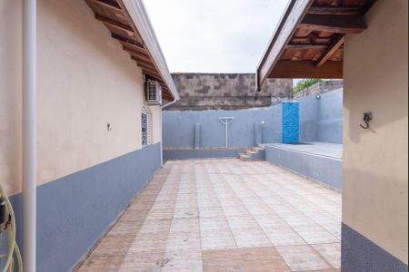 Casa à venda com 170m², 3 quartos e 2 vagasQuintal
