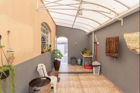 Casa à venda com 170m², 3 quartos e 2 vagasQuintal