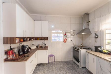 Casa à venda com 170m², 3 quartos e 2 vagasCozinha