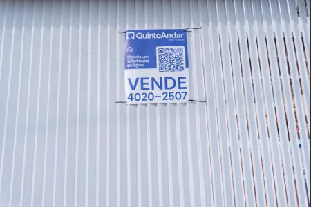 Casa à venda com 170m², 3 quartos e 2 vagasPlaquinha