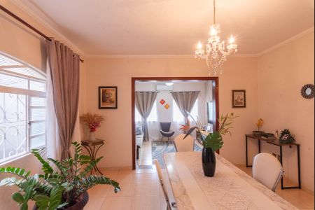 Casa à venda com 170m², 3 quartos e 2 vagasSala de Jantar