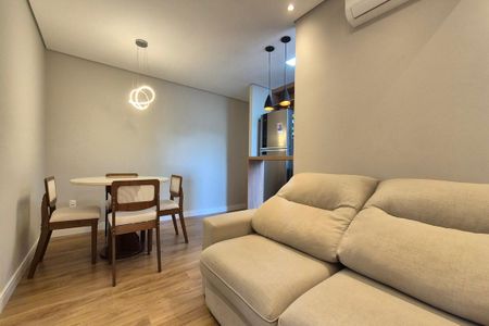 Sala de apartamento à venda com 2 quartos, 46m² em Jardim São Vicente, Campinas
