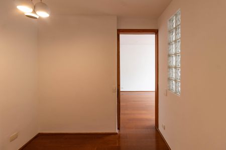 Apartamento à venda com 88m², 2 quartos e 1 vaga Apartamento à venda com 88m², 2 quartos e 1 vagaEscritório