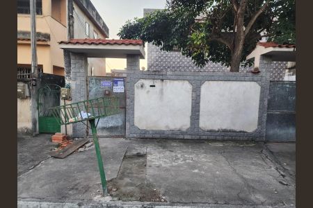 Casa para alugar com 146m², 2 quartos e 1 vaga Casa para alugar com 146m², 2 quartos e 1 vagaFachada