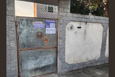 Casa para alugar com 146m², 2 quartos e 1 vaga Casa para alugar com 146m², 2 quartos e 1 vagaFachada
