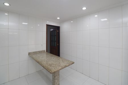 Casa à venda com 120m², 3 quartos e 2 vagasCozinha