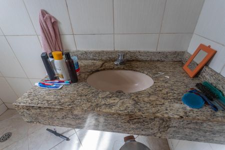 Casa para alugar com 40m², 1 quarto e sem vagaBanheiro 