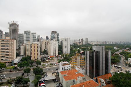 Apartamento à venda com 134m², 3 quartos e 2 vagas Apartamento à venda com 134m², 3 quartos e 2 vagasVista da Suíte 1