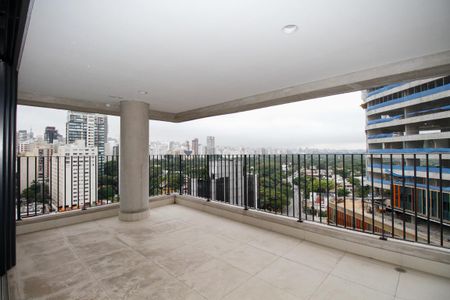 Apartamento à venda com 134m², 3 quartos e 2 vagas Apartamento à venda com 134m², 3 quartos e 2 vagasVaranda
