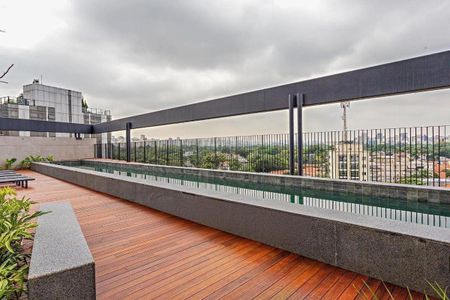 Apartamento à venda com 134m², 3 quartos e 2 vagas Apartamento à venda com 134m², 3 quartos e 2 vagasÁrea Comum - Piscina