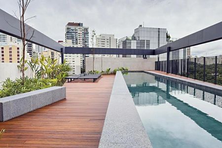 Apartamento à venda com 134m², 3 quartos e 2 vagas Apartamento à venda com 134m², 3 quartos e 2 vagasÁrea Comum - Piscina