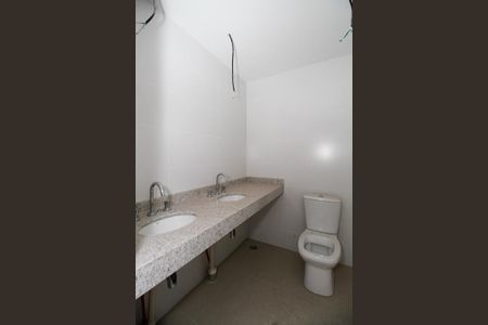 Apartamento à venda com 134m², 3 quartos e 2 vagas Apartamento à venda com 134m², 3 quartos e 2 vagasBanheiro da Suíte 3