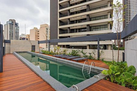 Apartamento à venda com 134m², 3 quartos e 2 vagas Apartamento à venda com 134m², 3 quartos e 2 vagasÁrea Comum - Piscina
