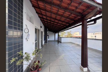 Apartamento para alugar com 205m², 3 quartos e 2 vagasTerraço