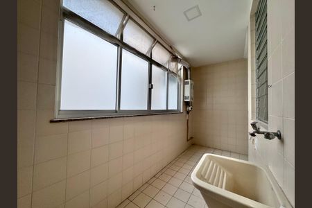 Apartamento para alugar com 205m², 3 quartos e 2 vagasCozinha e Área de Serviço 
