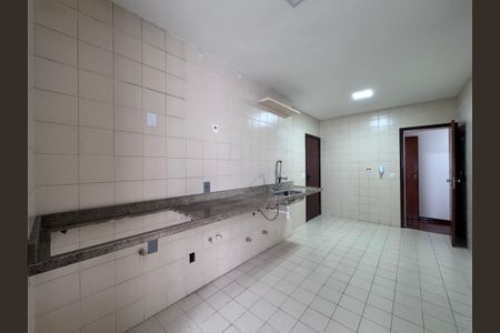 Apartamento para alugar com 205m², 3 quartos e 2 vagasCozinha e Área de Serviço