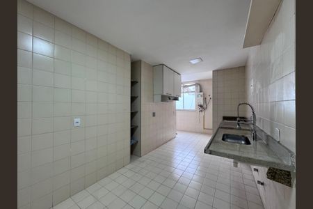 Apartamento para alugar com 205m², 3 quartos e 2 vagasCozinha e Área de Serviço