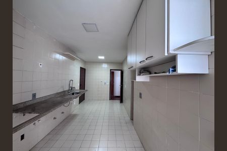Apartamento para alugar com 205m², 3 quartos e 2 vagasCozinha e Área de Serviço