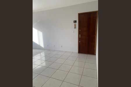 Apartamento para alugar com 96m², 3 quartos e 1 vagaSala