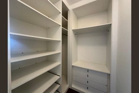 Apartamento para alugar com 80m², 2 quartos e 1 vagaCloset da suíte
