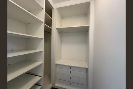 Apartamento para alugar com 80m², 2 quartos e 1 vagaCloset da suíte