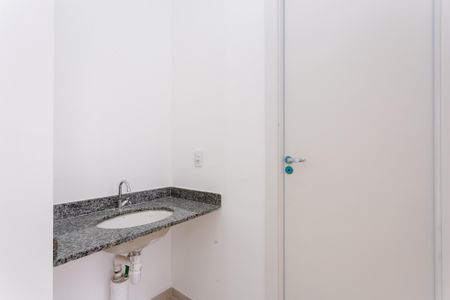 Apartamento para alugar com 35m², 2 quartos e sem vagaBanheiro - Lavatório 