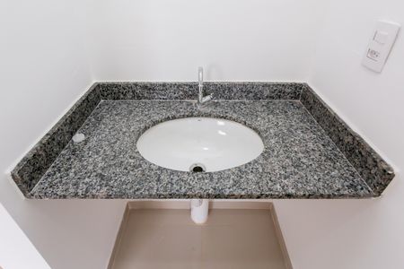 Apartamento para alugar com 35m², 2 quartos e sem vagaBanheiro - Lavatório 