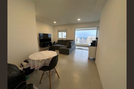 Apartamento para alugar com 69m², 2 quartos e 2 vagasSala
