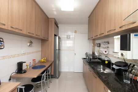 Apartamento à venda com 68m², 2 quartos e 1 vaga Apartamento à venda com 68m², 2 quartos e 1 vagaCozinha e Área de Serviço