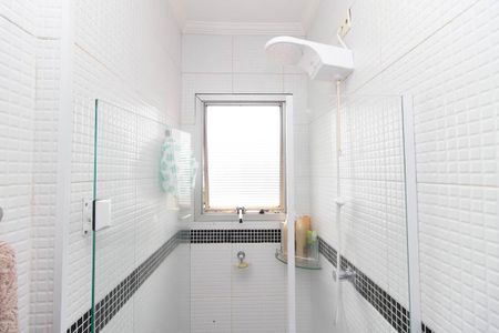 Apartamento à venda com 68m², 2 quartos e 1 vaga Apartamento à venda com 68m², 2 quartos e 1 vagaBanheiro