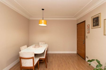 Apartamento à venda com 68m², 2 quartos e 1 vaga Apartamento à venda com 68m², 2 quartos e 1 vagaSala