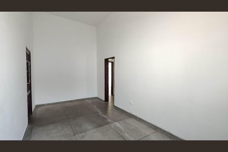 Sala de casa para alugar com 2 quartos, 100m² em Vila Correa, Ferraz de Vasconcelos