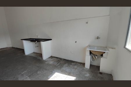 Casa para alugar com 100m², 2 quartos e sem vagaCozinha e Área de Serviço