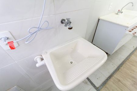 Apartamento para alugar com 40m², 2 quartos e sem vagaCozinha e Área de Serviço