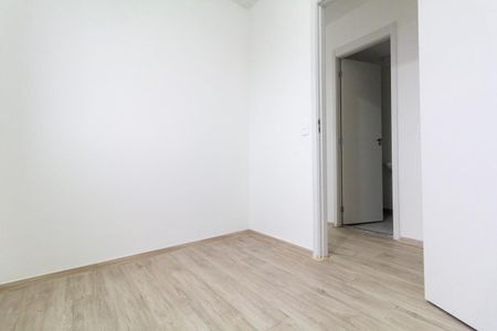 Quarto 1 de apartamento para alugar com 2 quartos, 40m² em Vila Campanela, São Paulo