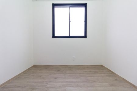 Quarto 1 de apartamento para alugar com 2 quartos, 40m² em Vila Campanela, São Paulo