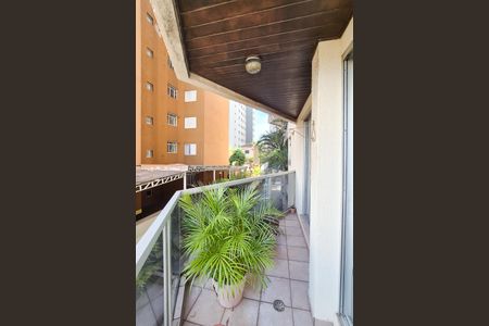 Apartamento à venda com 67m², 2 quartos e 1 vagaVaranda da Sala e quarto