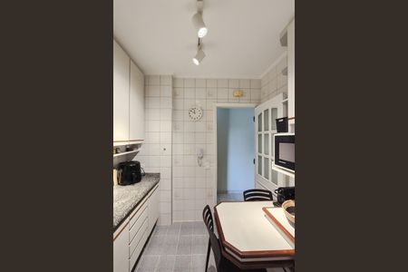 Apartamento à venda com 67m², 2 quartos e 1 vagaCozinha