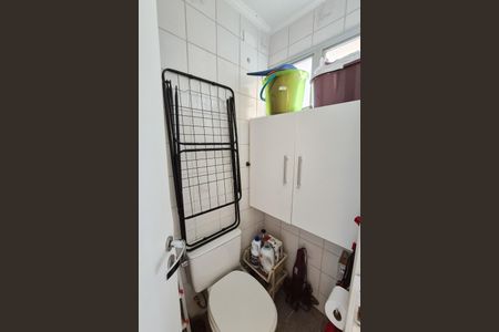 Apartamento à venda com 67m², 2 quartos e 1 vagaBanheiro de serviço
