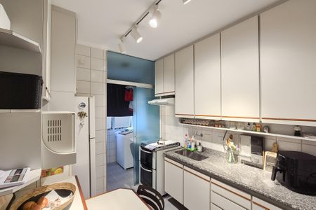 Apartamento à venda com 67m², 2 quartos e 1 vagaCozinha