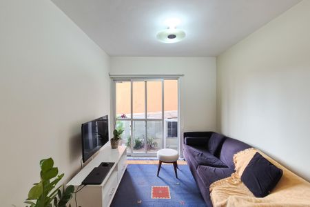 Apartamento à venda com 67m², 2 quartos e 1 vagaSala