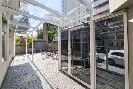 Apartamento à venda com 67m², 2 quartos e 1 vagaÁrea comum