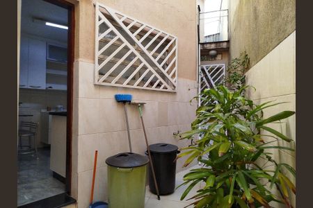 Casa para alugar com 150m², 3 quartos e 2 vagas Casa para alugar com 150m², 3 quartos e 2 vagasQuintal