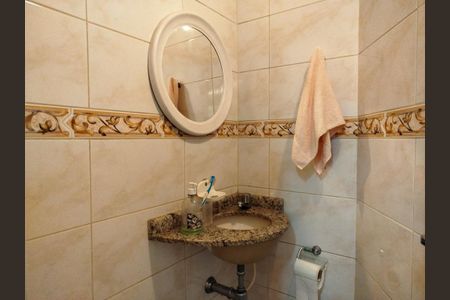 Casa para alugar com 150m², 3 quartos e 2 vagas Casa para alugar com 150m², 3 quartos e 2 vagasBanheiro 3 - Lavabo